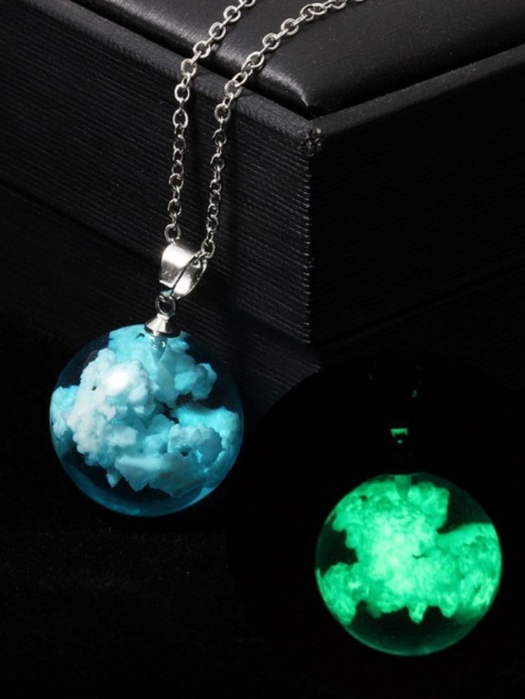 Collar Cielo Eterno – Un pedacito del cielo colgando de tu cuello.